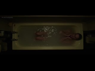 mackenzie davis in the turning (2020, floria sigismondi) hd 1080p naked? sexy big ass milf