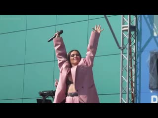 olga seryabkina (molly) at a concert in the shopping center "rio" (2019) hd 1080p naked? sexy (2) big tits big ass natural tits milf