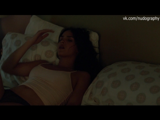 adria arjona in a t-shirt in the tv series true detective (true detective, 2015) - season 2 / episode 1 s02e01 milf