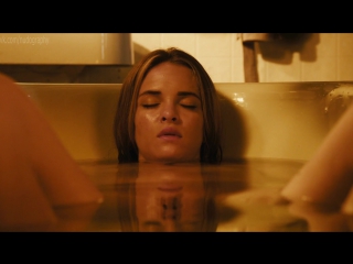 danielle panabaker in piranha 3dd (2012, john gulager) 1080p milf