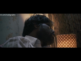 naked in the shower - kalieaswari srinivasan in dheepan (2015, jacques audiard)